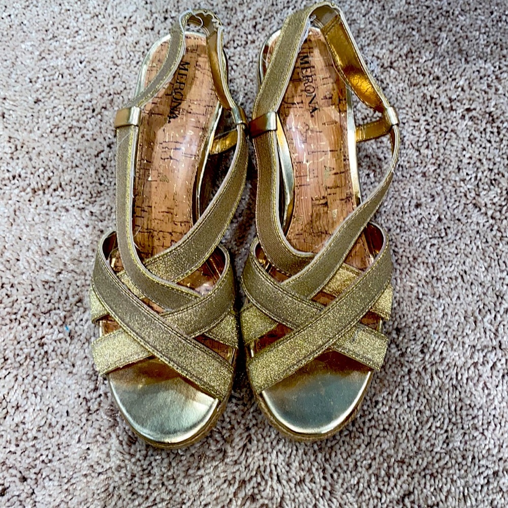 Sparkly gold wedges
